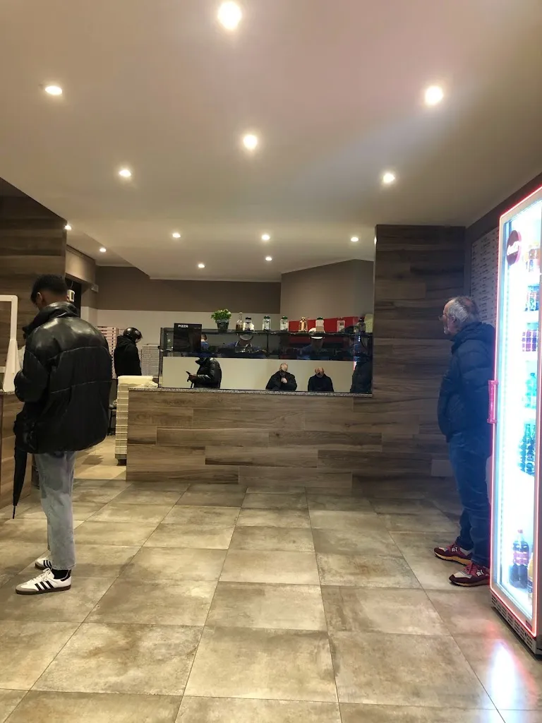 cristiano_Pizzeria d'asporto Aladino_Alzano Lombardo_review