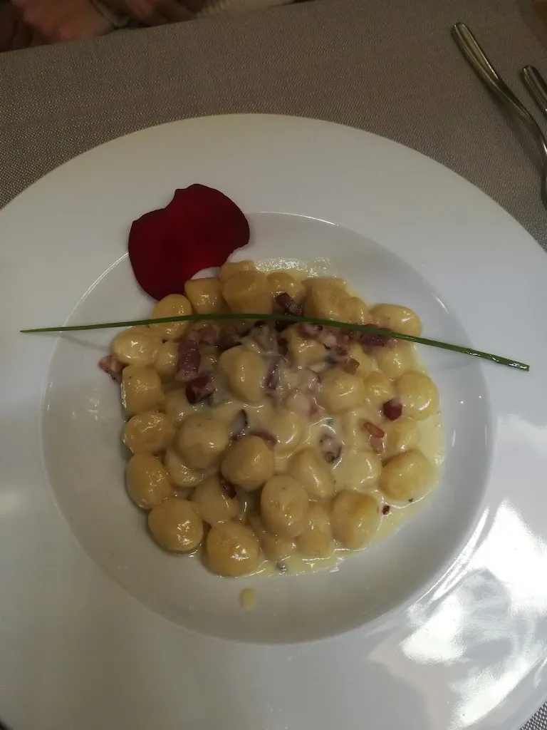 Menu_Restaurant Atmosphere_Saint-Vincent_image_4