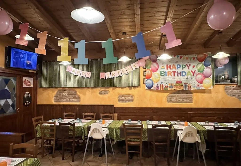 Miranda_Half Crown Pub_Antegnate_review