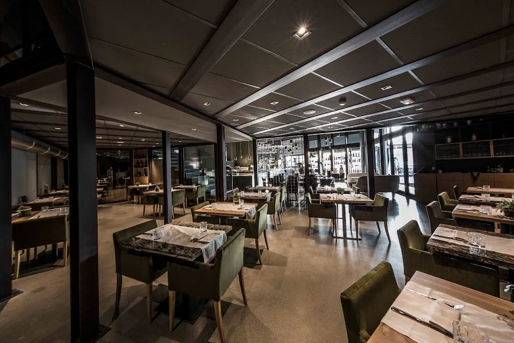 Beef Cafè di Anzano del Parco restaurant in Anzano del Parco