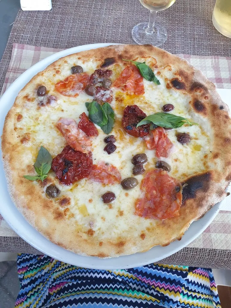 L'angolo della pizza_Anzano del Parco_slider_image_3