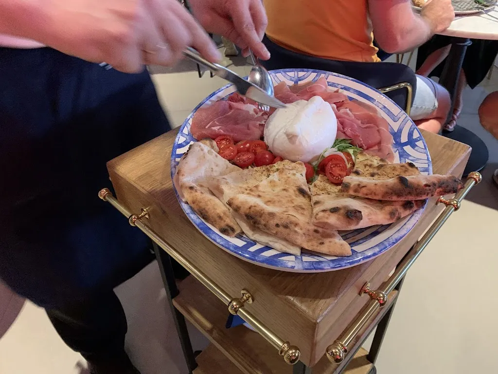 Francesco_Pizzeria Autentiko _Appiano Gentile_review