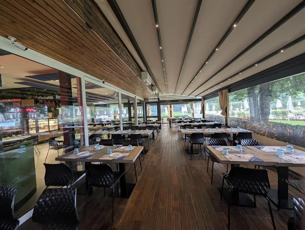 Pizzeria Autentiko _Appiano Gentile_slider_image_3