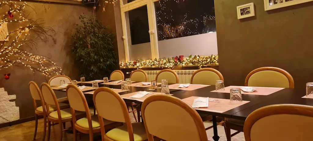 Pizzeria Raggio di Sole restaurant in Appiano Gentile