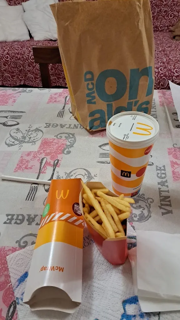 Menu_McDonald's_Appiano Gentile_image_9