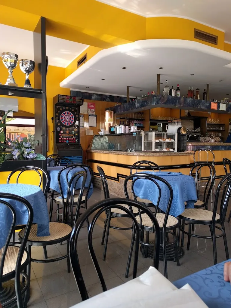 Bar Tre Archi Snackbar_Appiano Gentile_slider_image_2