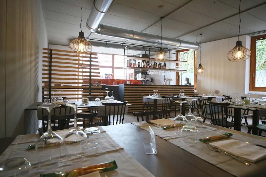 Ristorante Cuore Di Leone restaurant in Appiano Gentile