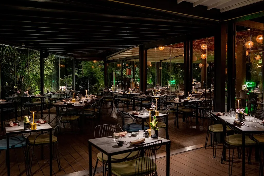 Botanic Fusion & Cocktail restaurant in Arcene