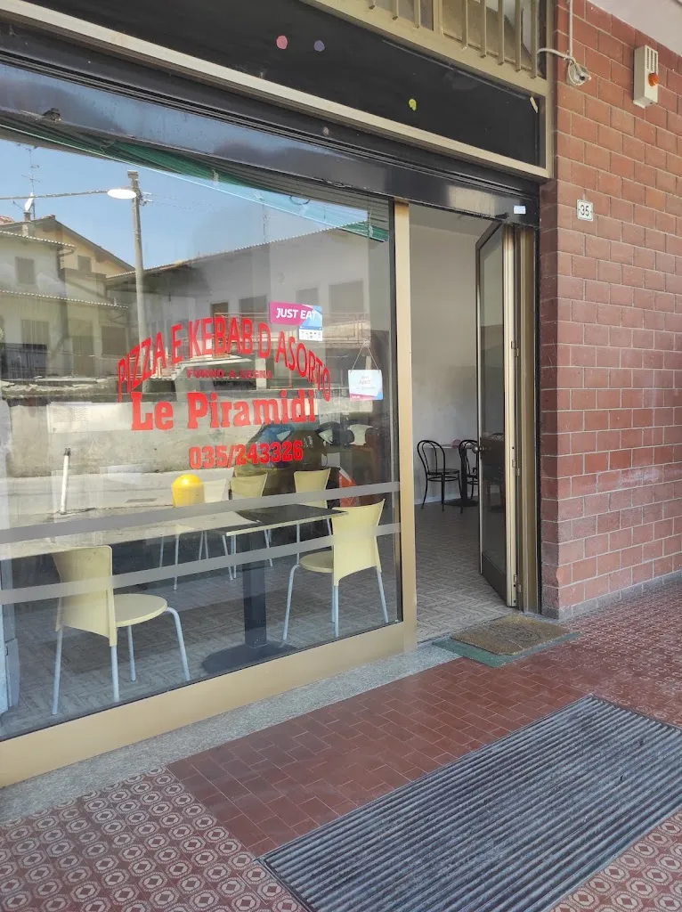 Le Piramidi_Arcene_slider_image_2