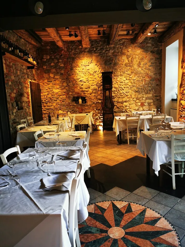 La Bottega Numero 5 restaurant in Angera