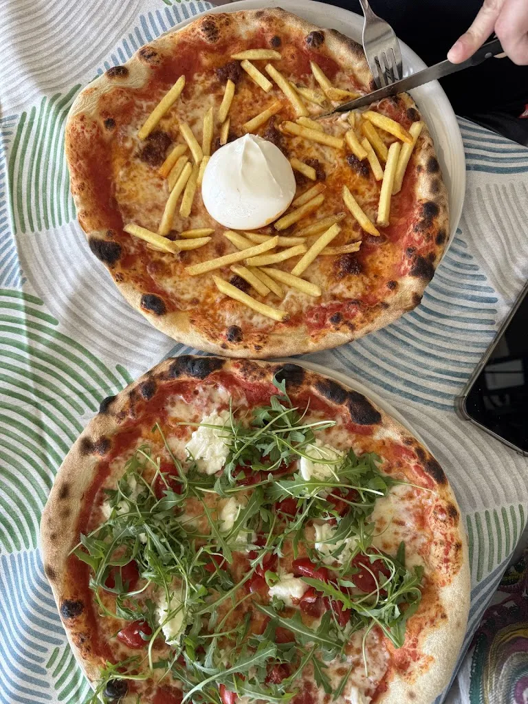 H K_Pizzeria Damino_Angera_review