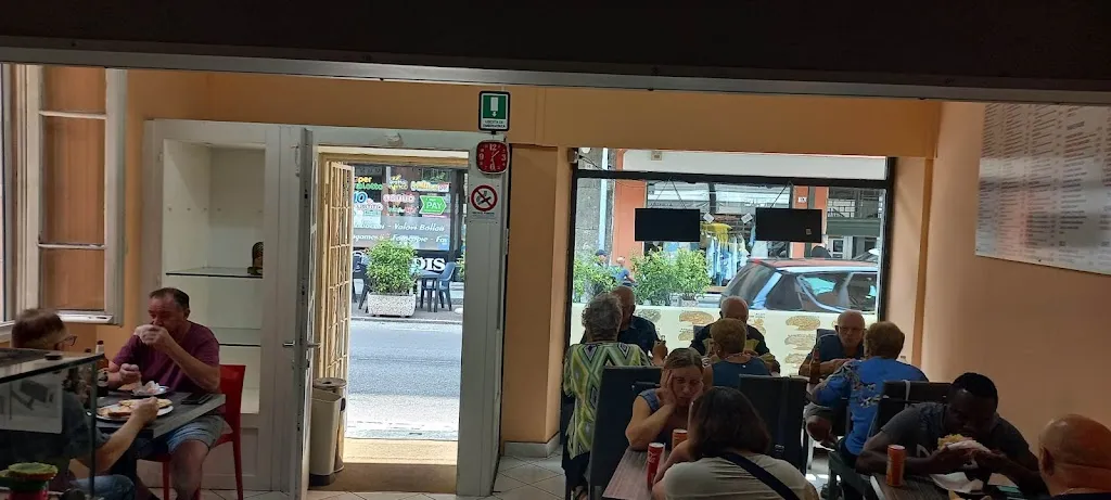 Pizzeria kebab angera restaurant in Angera