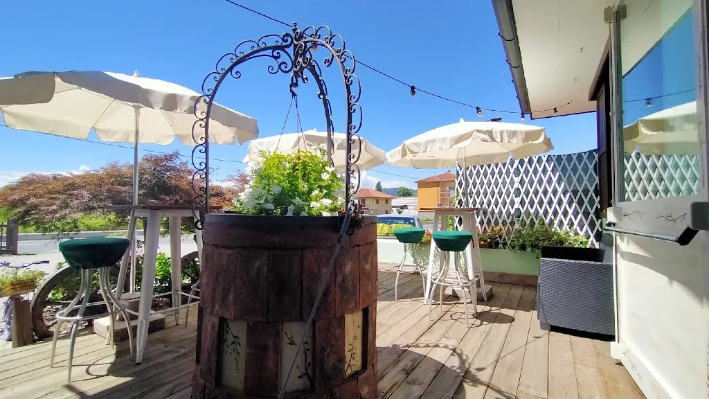 Open House Giropizza Bistrot Cafè restaurant in Angera