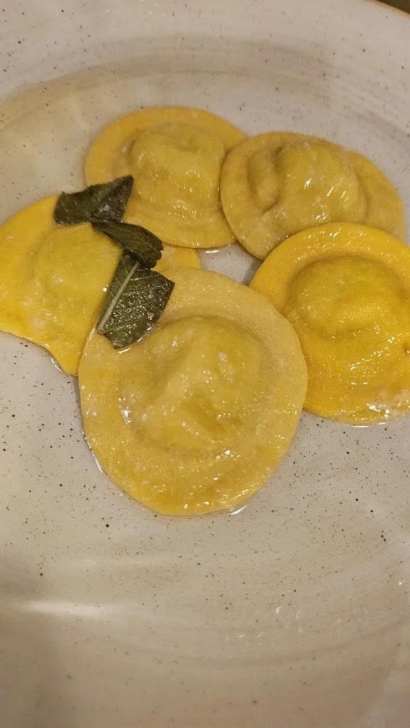 Charlotte Eiram_Enoteca Ristorante Il Grappolo_Angera_review