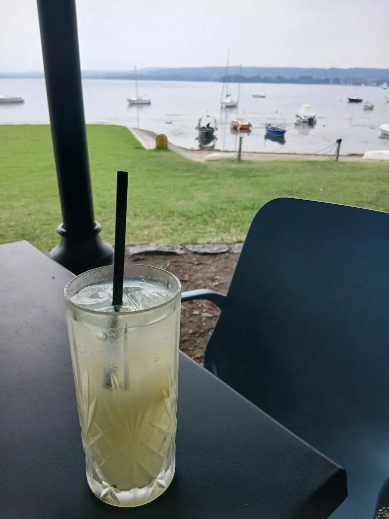 Tracey Gardner_Aquarama_Angera_review