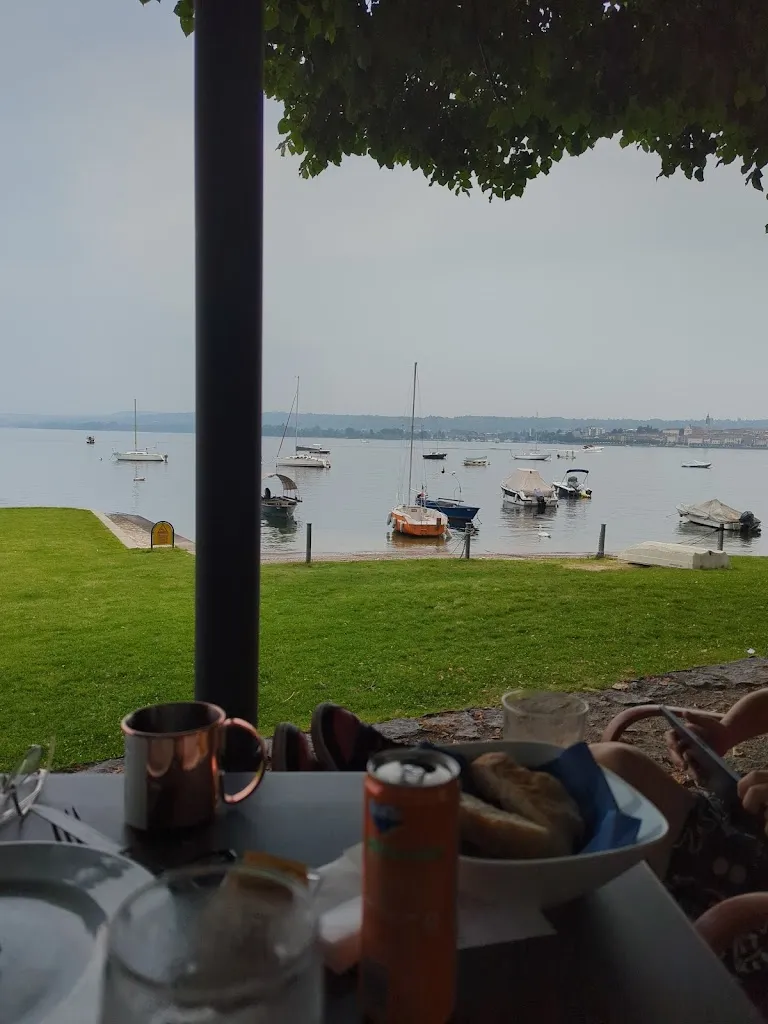 Gaylord Aulke_Aquarama_Angera_review