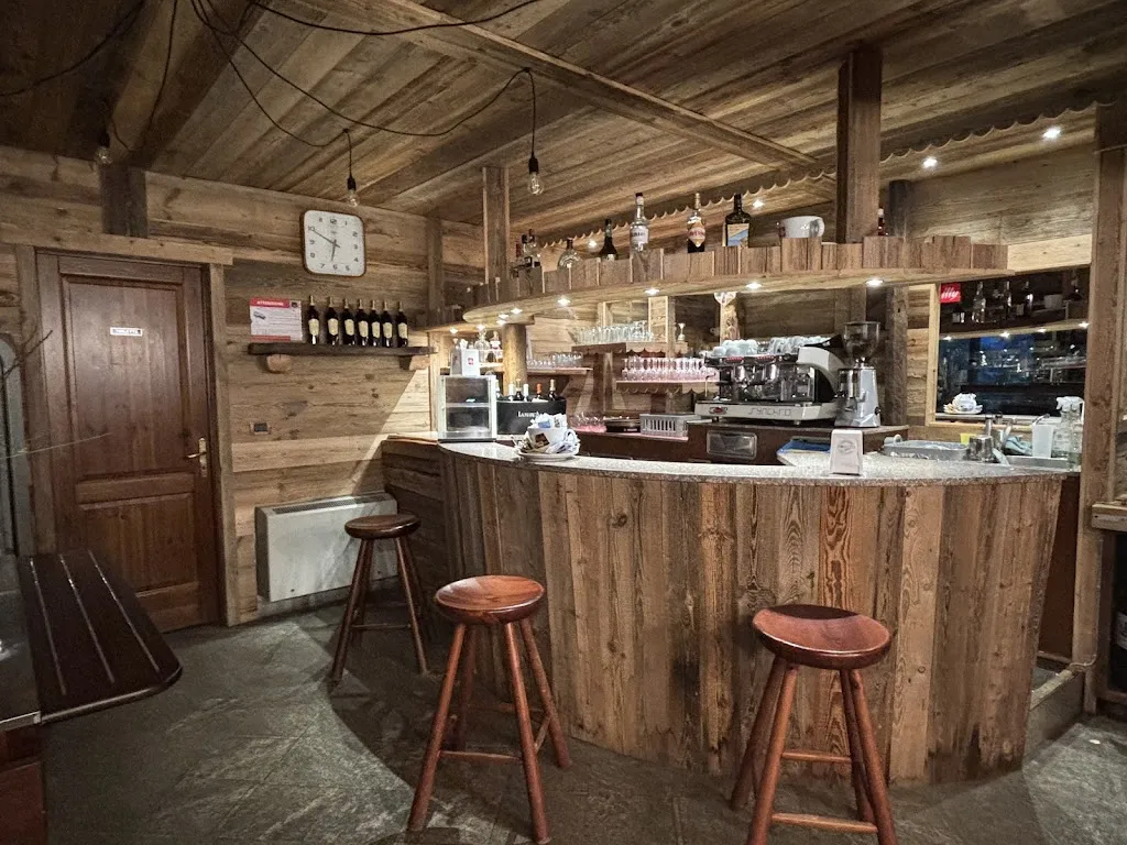 Les Pleiades_Saint-Vincent_slider_image_1