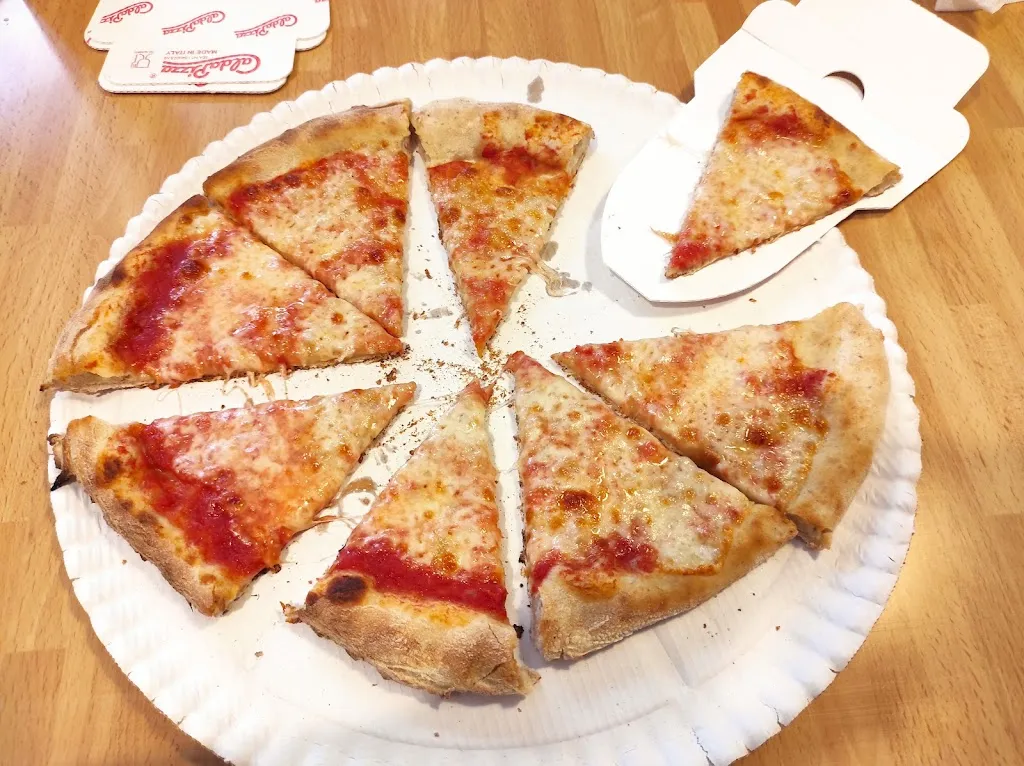 L'angolo della Pizza_Angera_slider_image_1