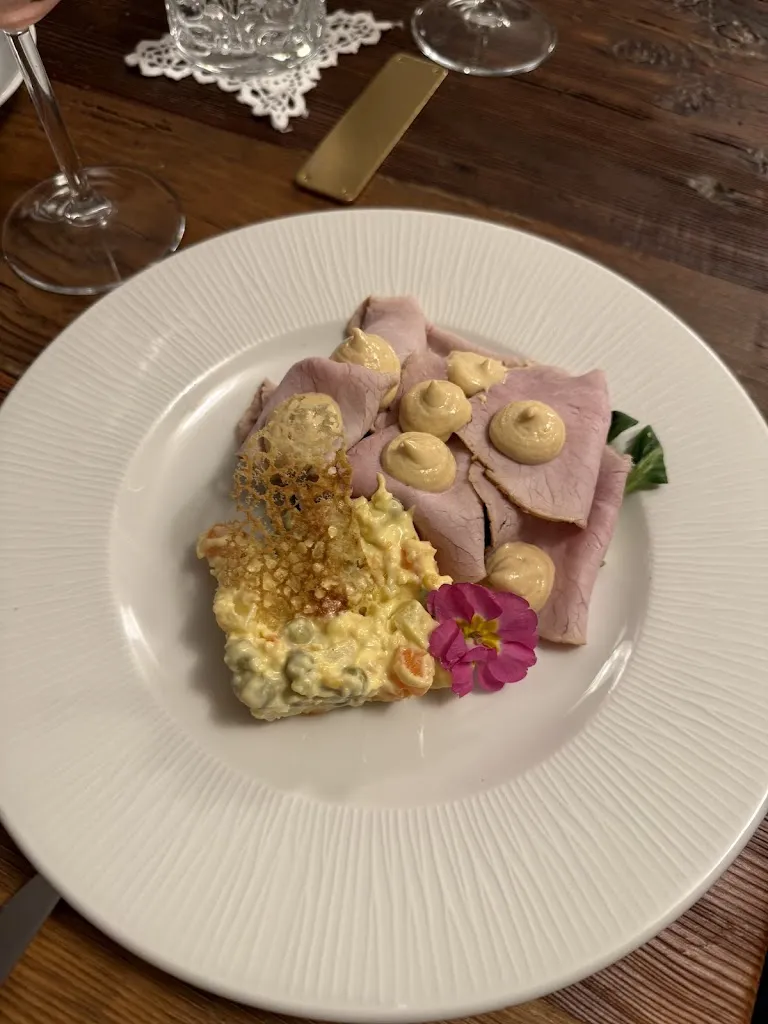 Lydia L_La Rosa Bianca_Saint-Vincent_review