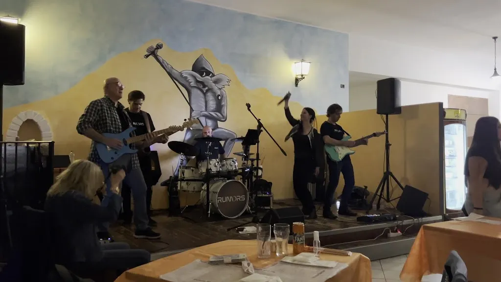 Il New Coyote Pub_Arconate_slider_image_2