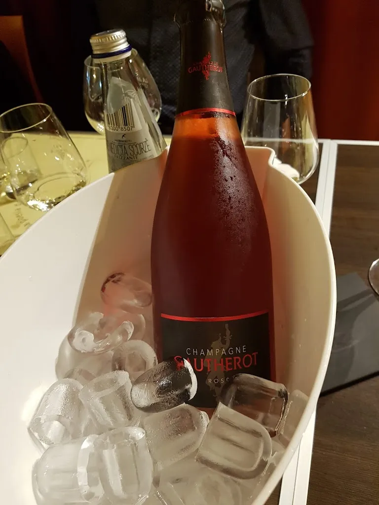 Menu_Tulip Winebar_Arconate_image_6