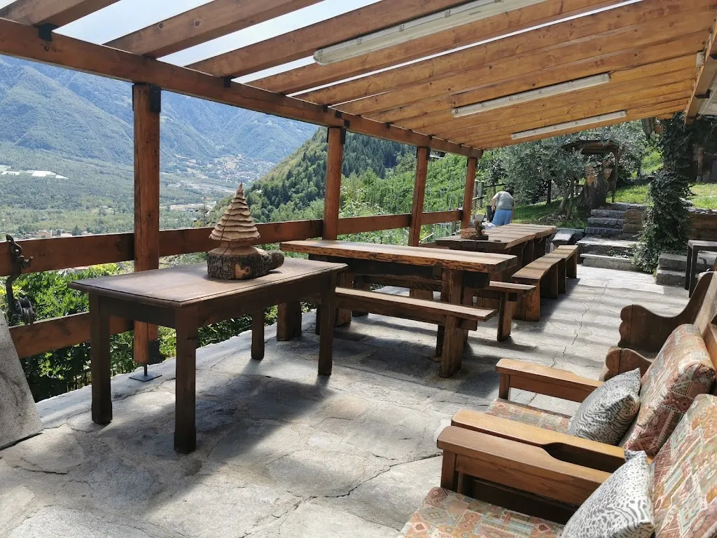 Agriturismo La pergola_Ardenno_slider_image_1