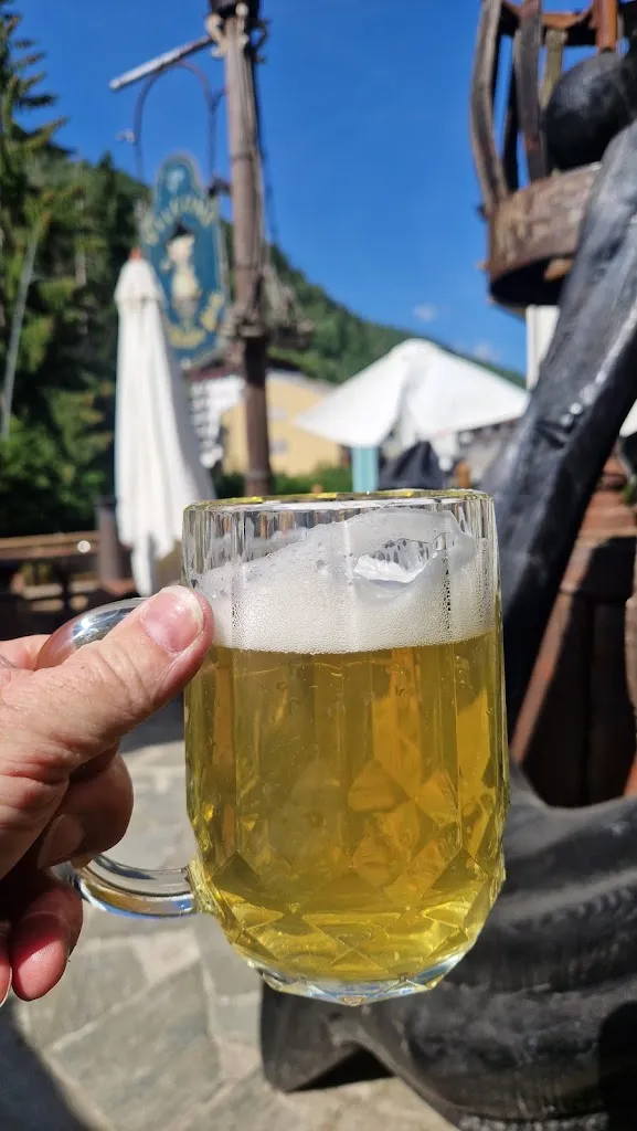 Roy Pearson_The Keller Pub_Aprica_review