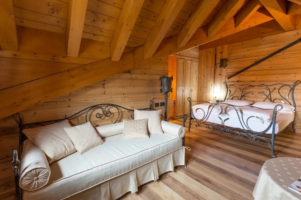 Hotel Arisch_Aprica_slider_image_2