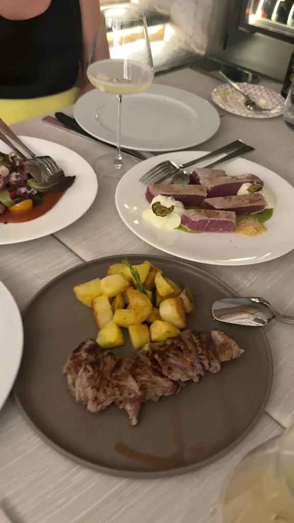 Parravicini Restaurant e Wine_Aprica_slider_image_2