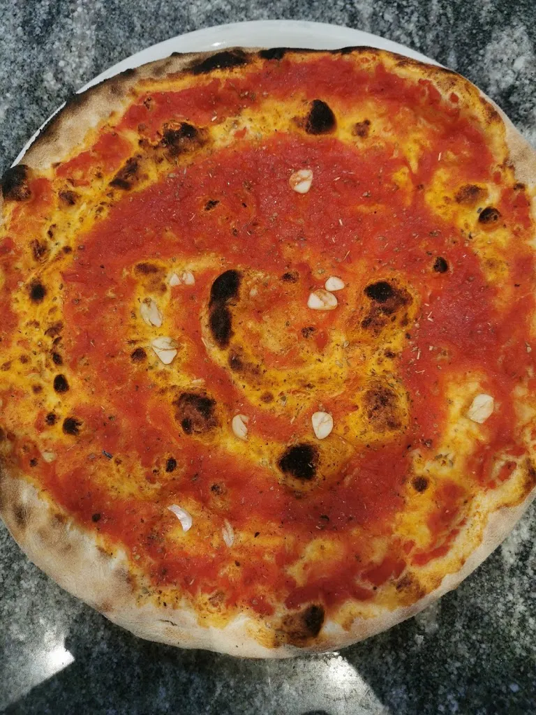 Pizza West_Saint-Vincent_slider_image_2