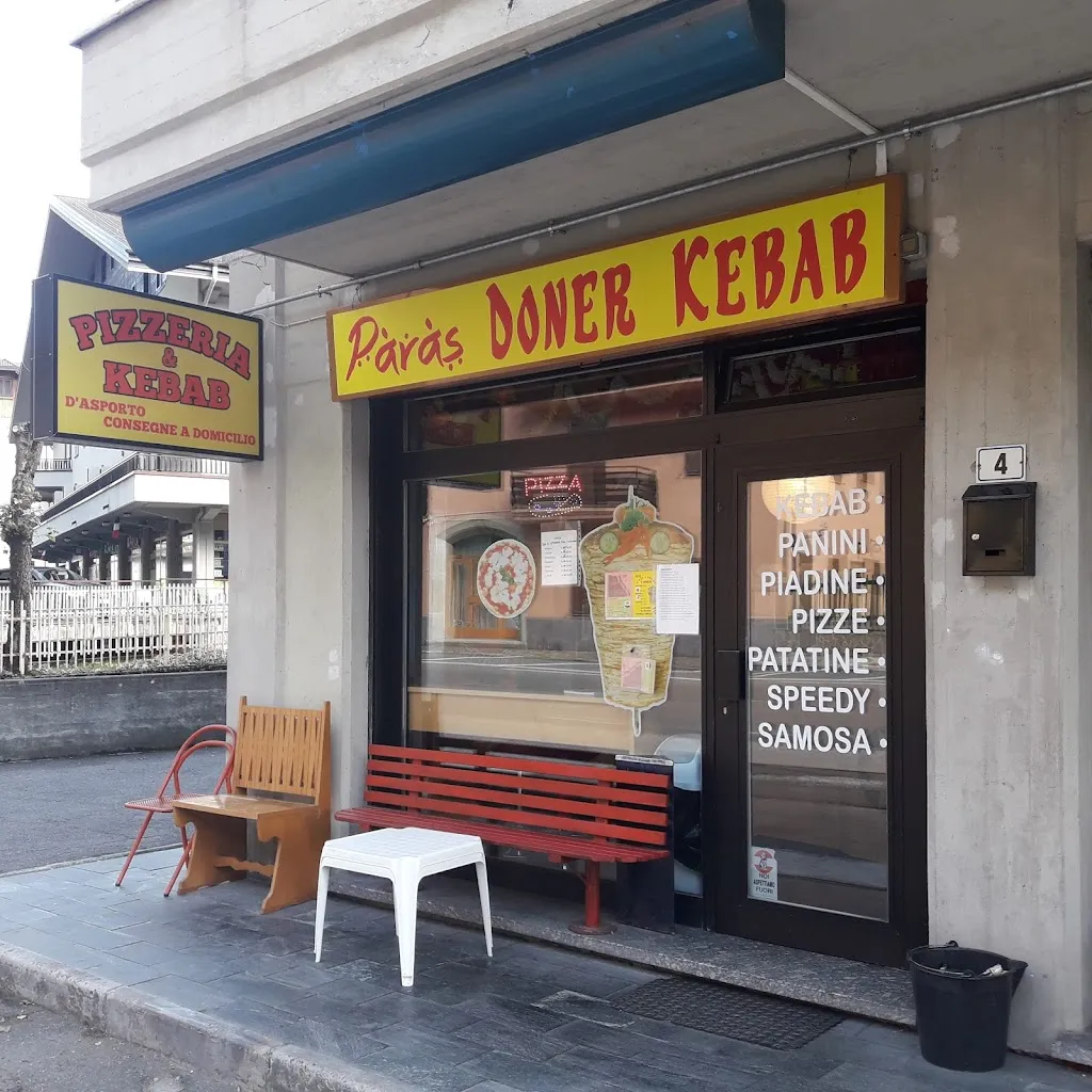 PARAS DONER KEBAB restaurant in Aprica