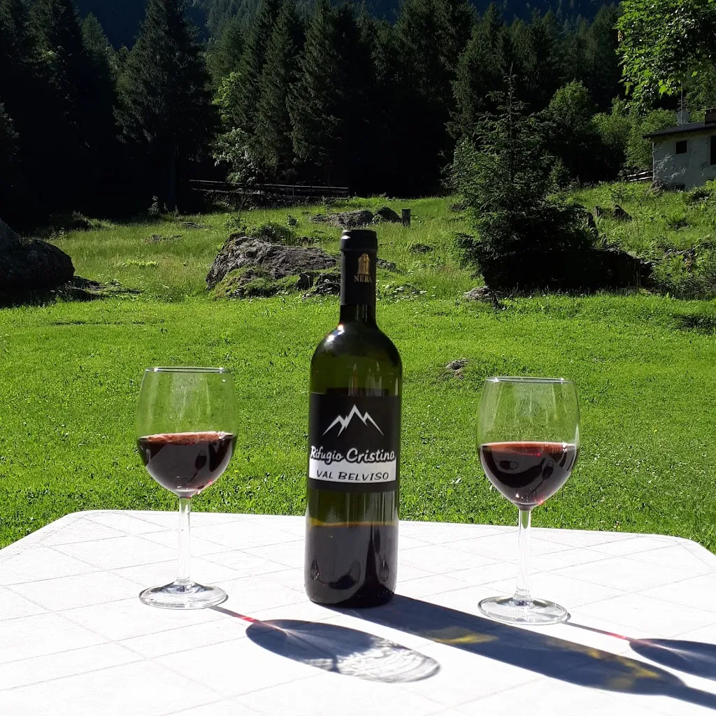 Rifugio Cristina Valbelviso_Aprica_slider_image_2