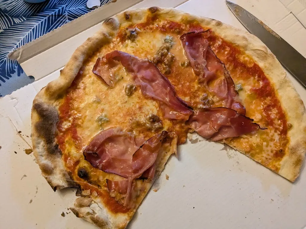 Bar Pizzeria Masai_Aprica_slider_image_2