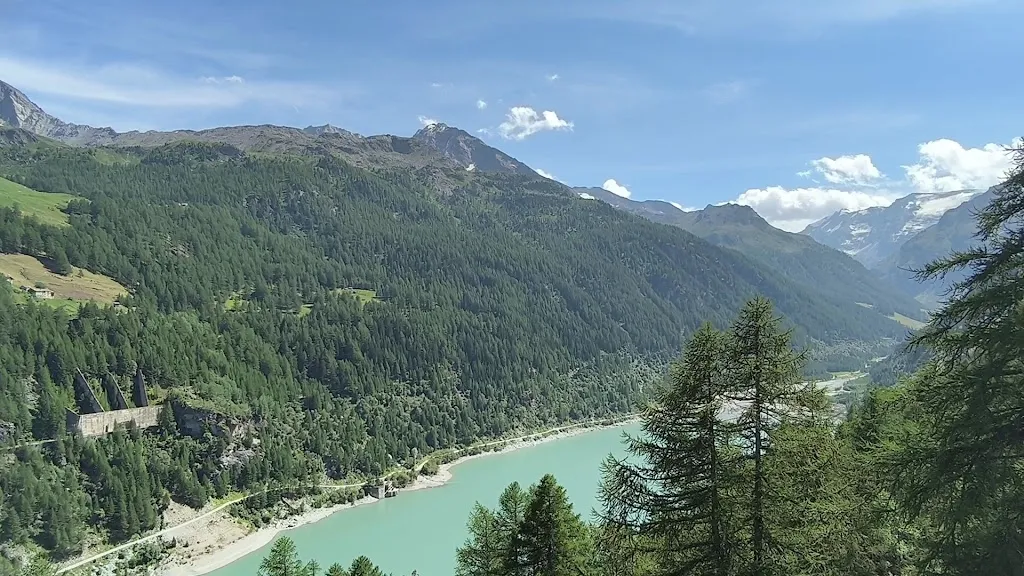 Hotel Ristorante Perret restaurant in Valgrisenche