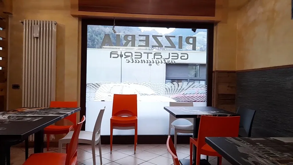 Dolce & Salato Pizzeria_Ardesio_slider_image_2