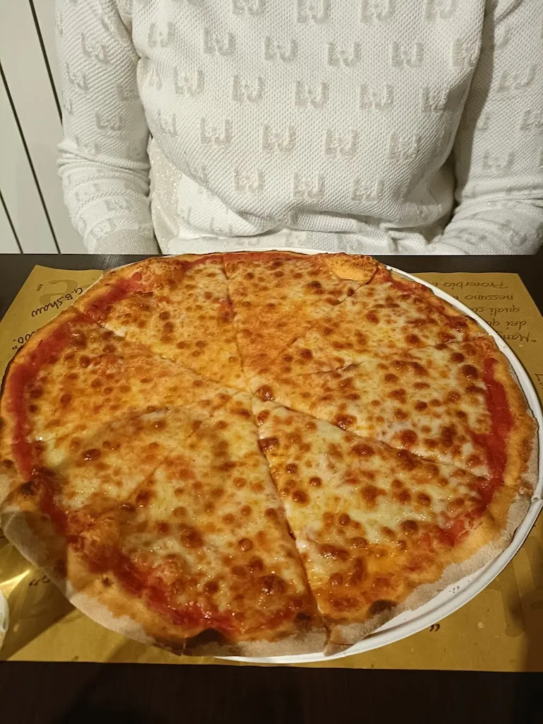 Menu_Pizza in Piazza_Ardesio_image_5