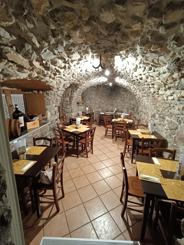 Pizza in Piazza restaurant in Ardesio