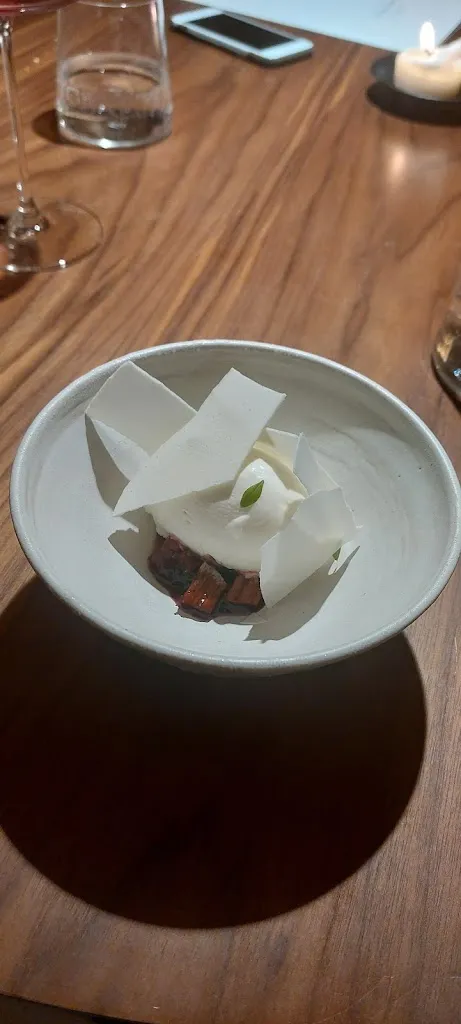 Erica Amy Kees_Contrada Bricconi_Ardesio_review