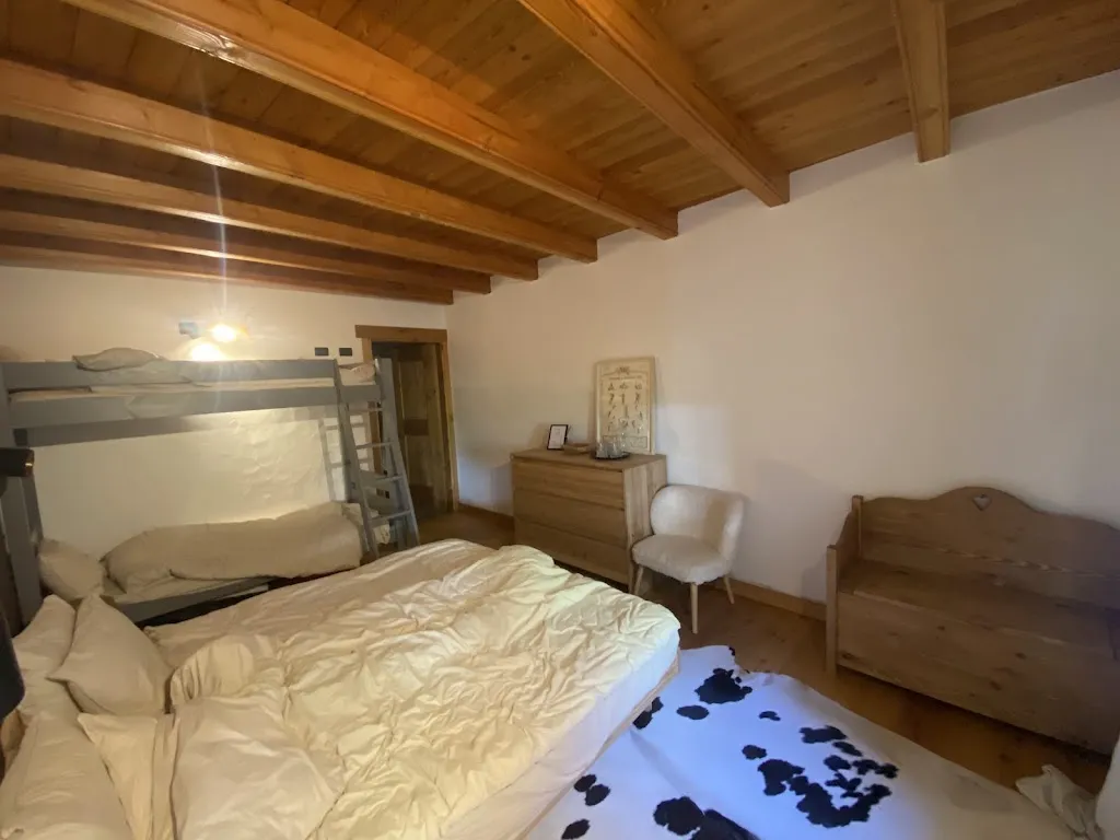 patheesen_Giasson - Chambre d'hôte - Petit Restaurant_Valgrisenche_review