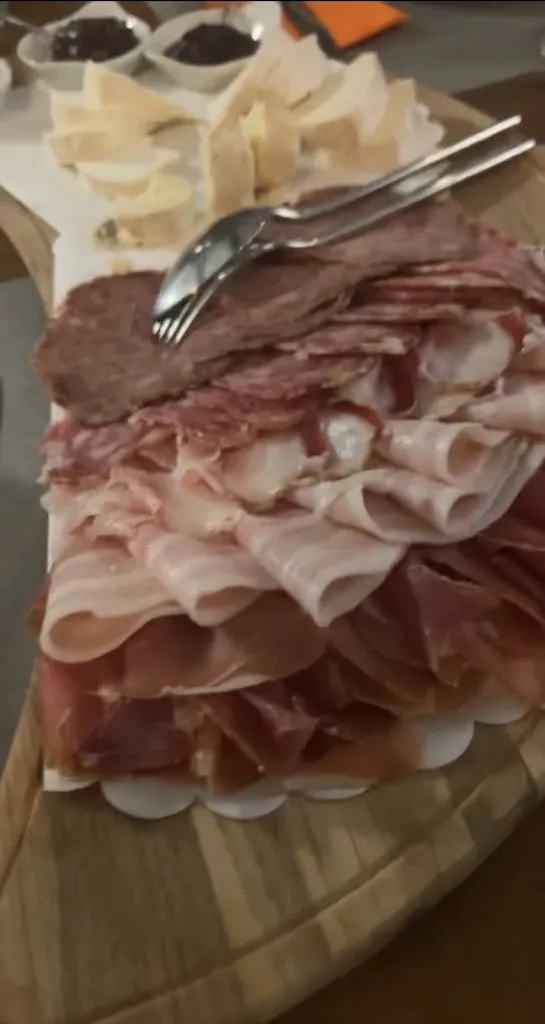 victor raul lopez tagle_Enoteca con Cucina dai Bighei - Ristorante_Arlate_recensione