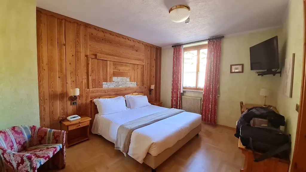 Le Lievre Amoureux_Valpelline_slider_image_2