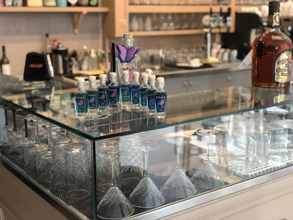 Habana dolce caffè restaurant in Arsago Seprio