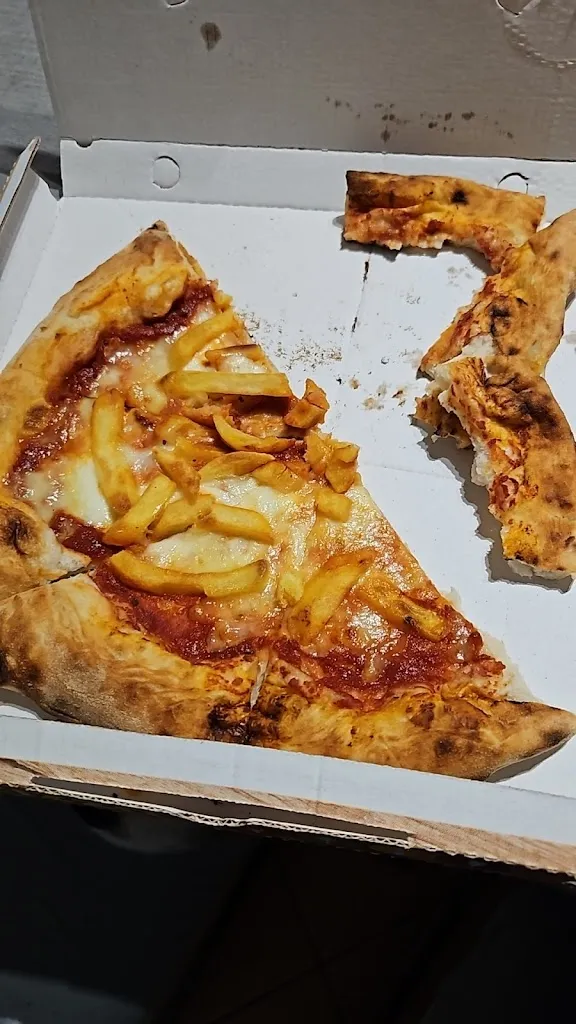 Andrea Bona_Pizzeria LACALAMITA#fornoalegna_Arsago Seprio_review