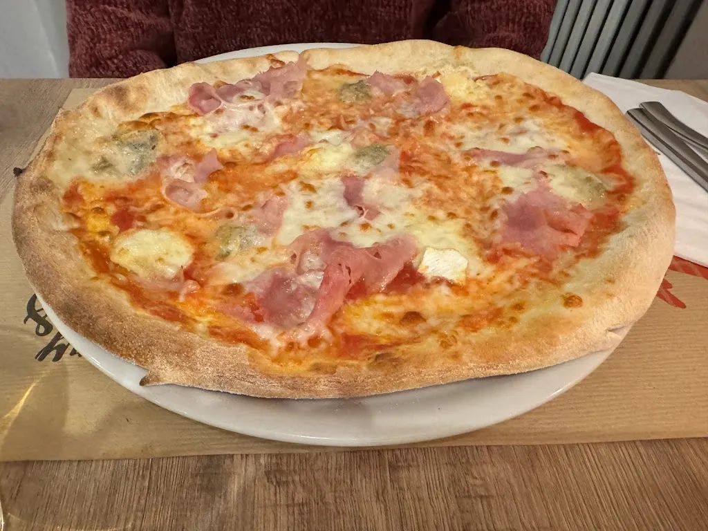 Desiree Ristorante Pizzeria_Arsago Seprio_slider_image_3