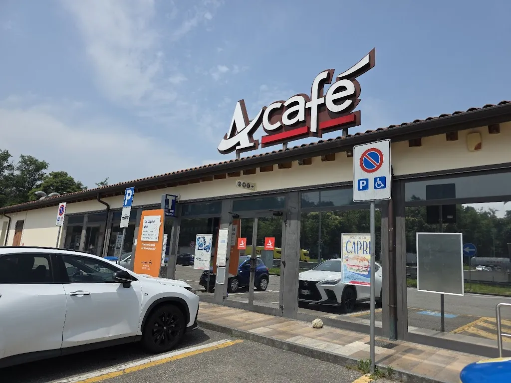 Autogrill Verbano Est_Arsago Seprio_slider_image_1