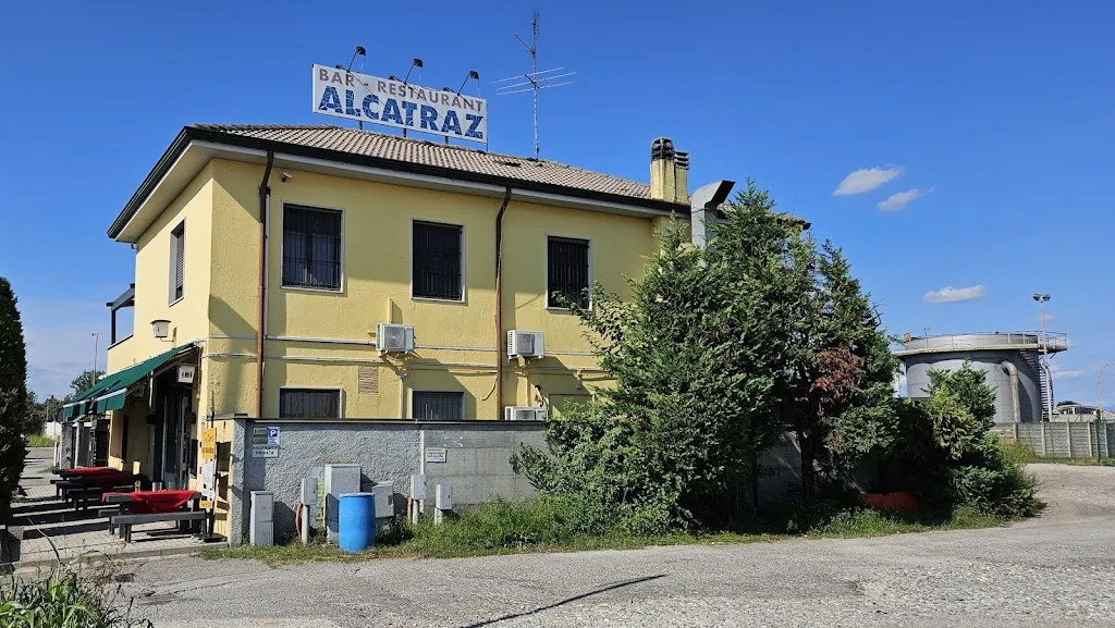 Ristorante Alcatraz restaurant in Arluno