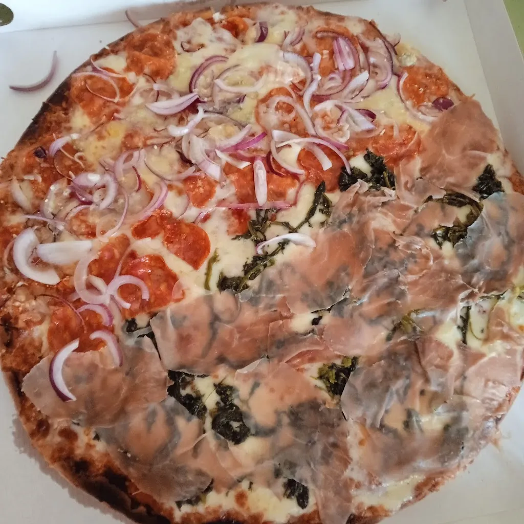 Pizzeria La Nuova Stella_Arluno_slider_image_3