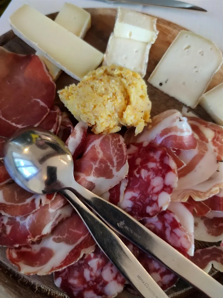 Erika Anzani_Cà di bore_Aviatico_review