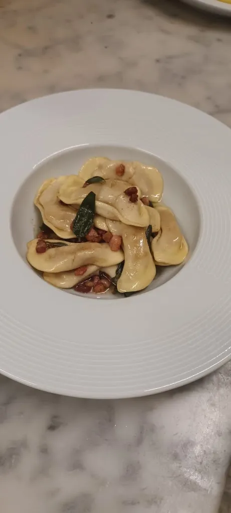 Ristorante Pizzeria K2_Aviatico_slider_image_3