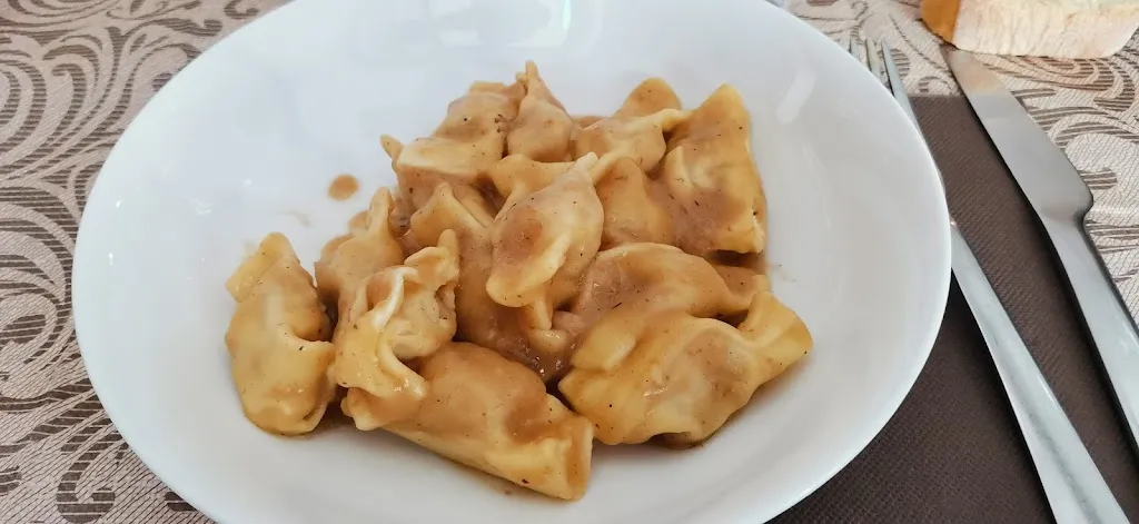 Simone Bona_Tre Corone 1885 Pizzeria Bar Trattoria...e non solo_Aviatico_review